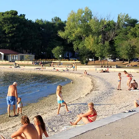 Apartamento With Parking Space Stinjan, - 22939