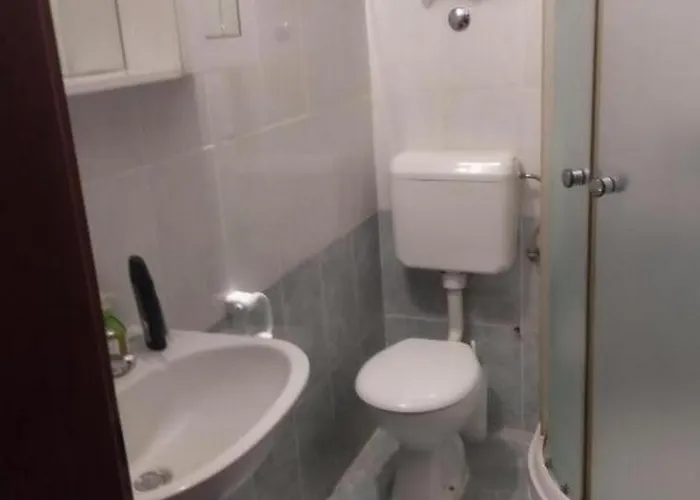 With Parking Space Stinjan, - 22939 *