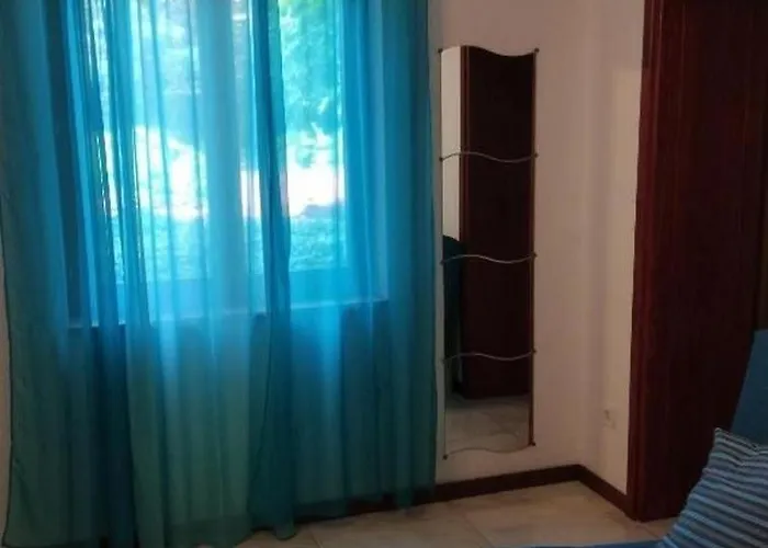 With Parking Space Stinjan, - 22939