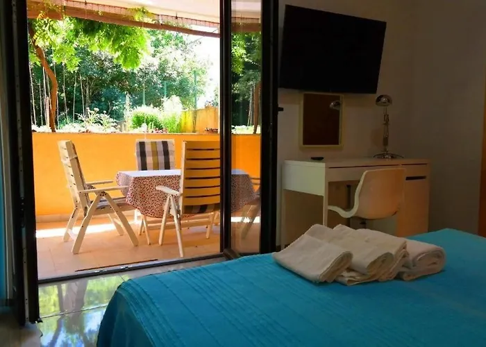 Apartamento With Parking Space Stinjan, - 22939 Pula