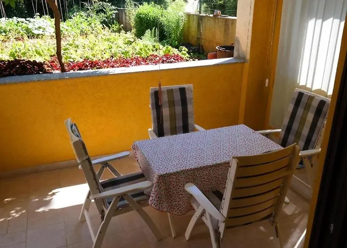 Appartement With Parking Space Stinjan, - 22939 *